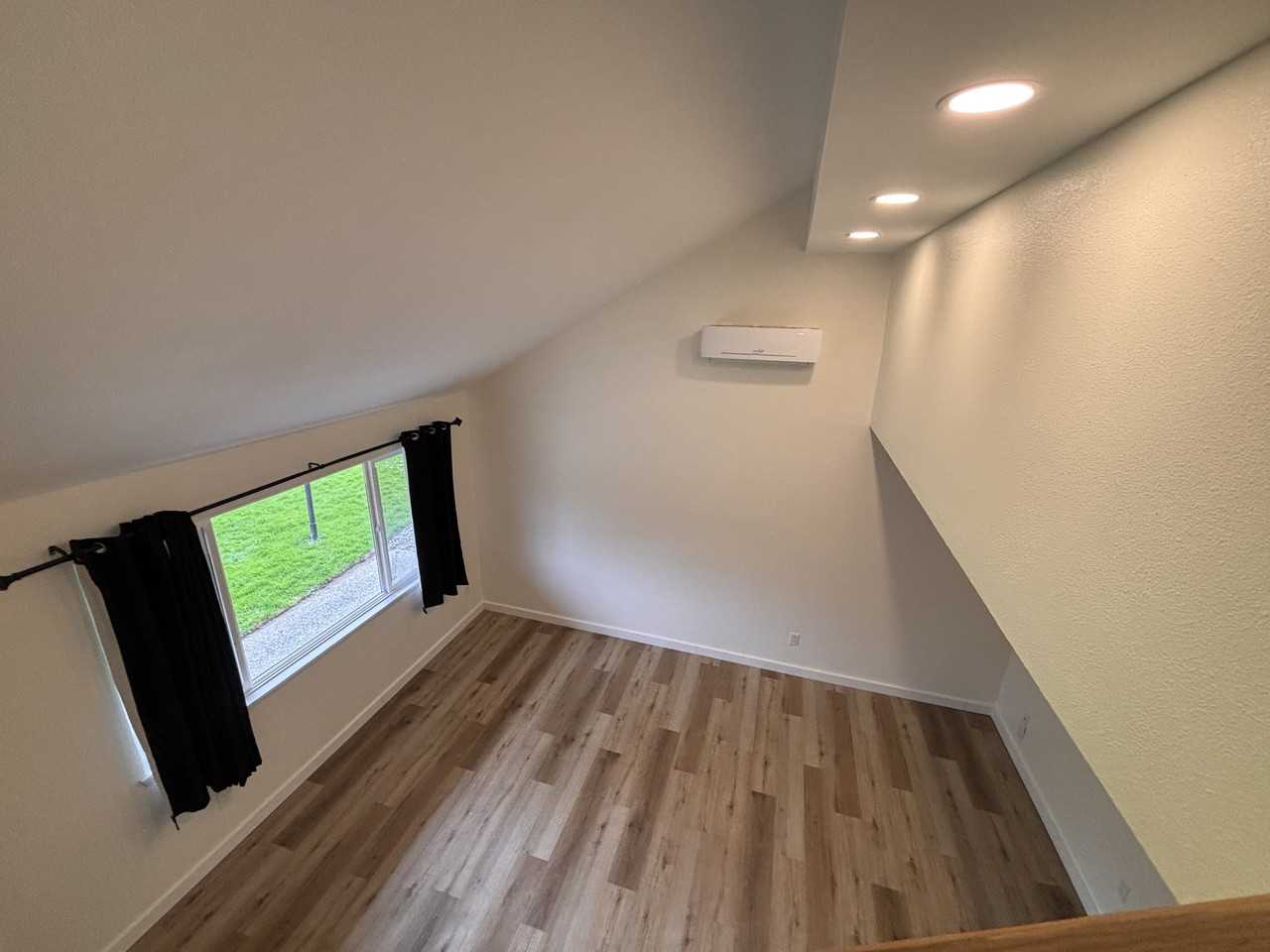 429 Thomas St Nw #A - Photo 7 of 16