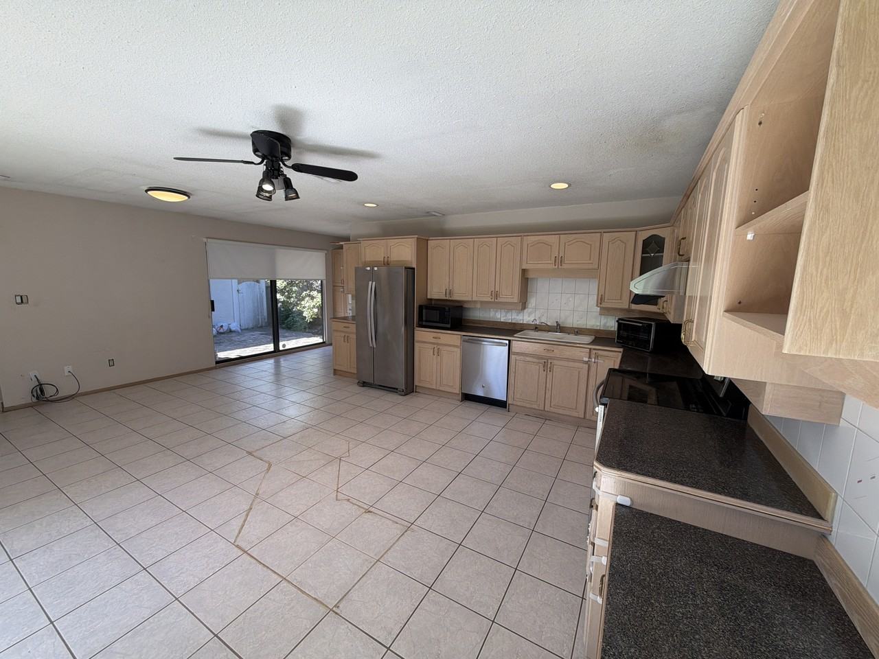10260 Reynolds Place - Photo 4 of 20