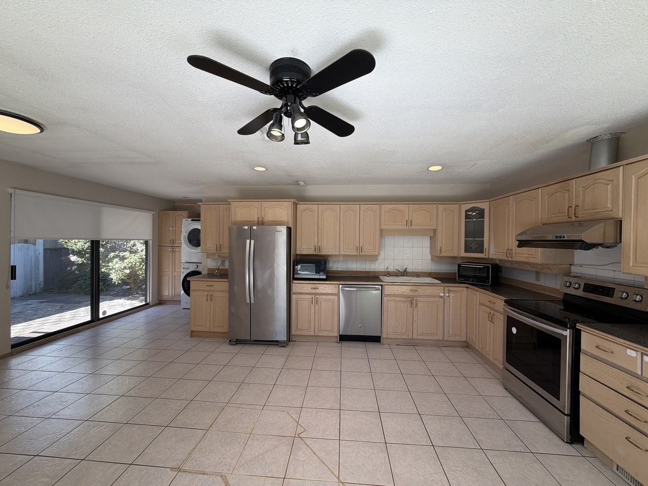 10260 Reynolds Place - Photo 3 of 20