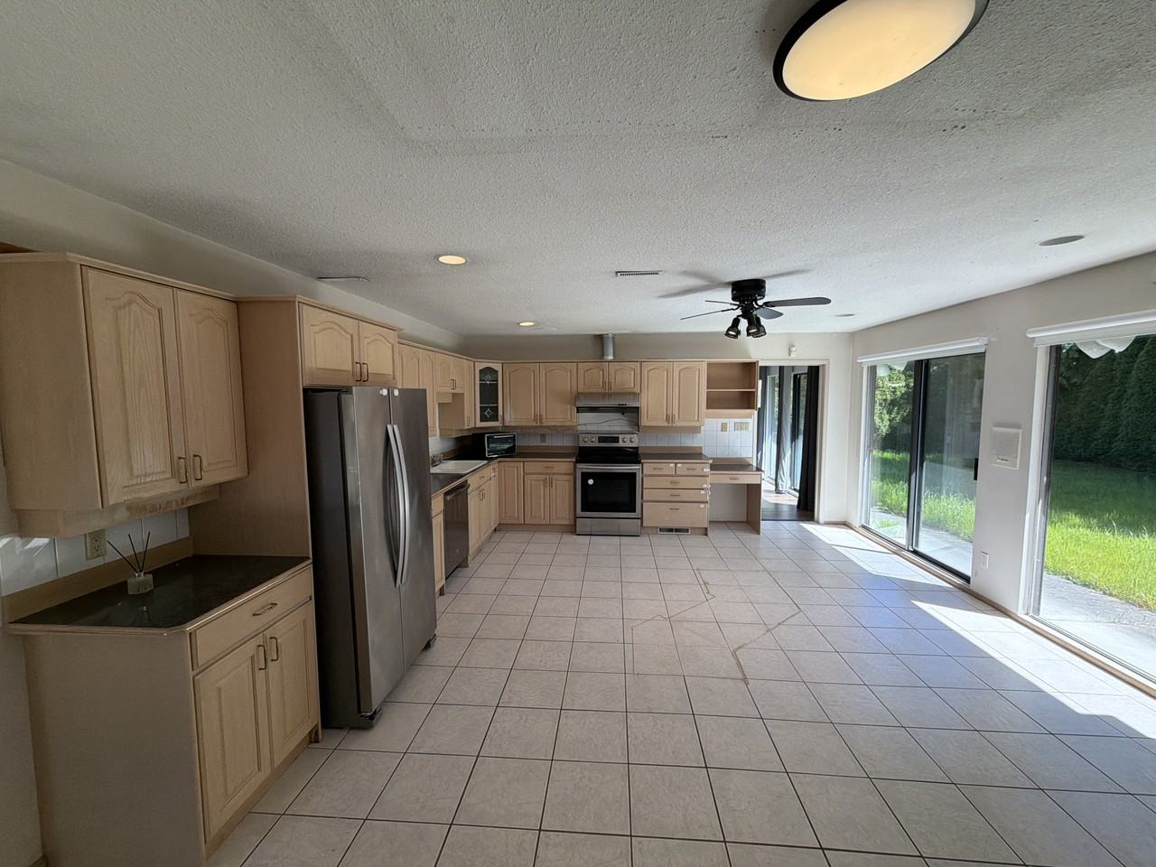 10260 Reynolds Place - Photo 5 of 20
