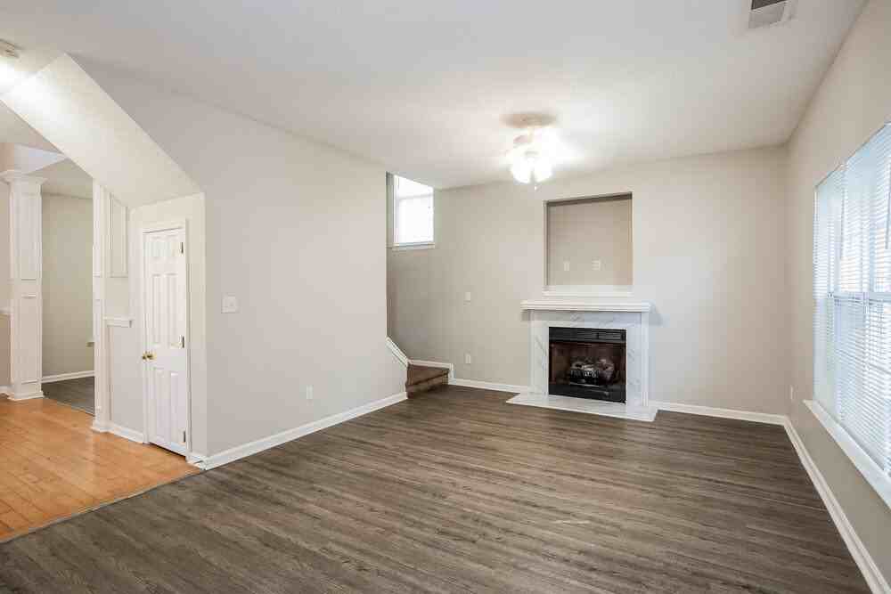 3431 Ann Franklin Ct - Photo 5 of 17