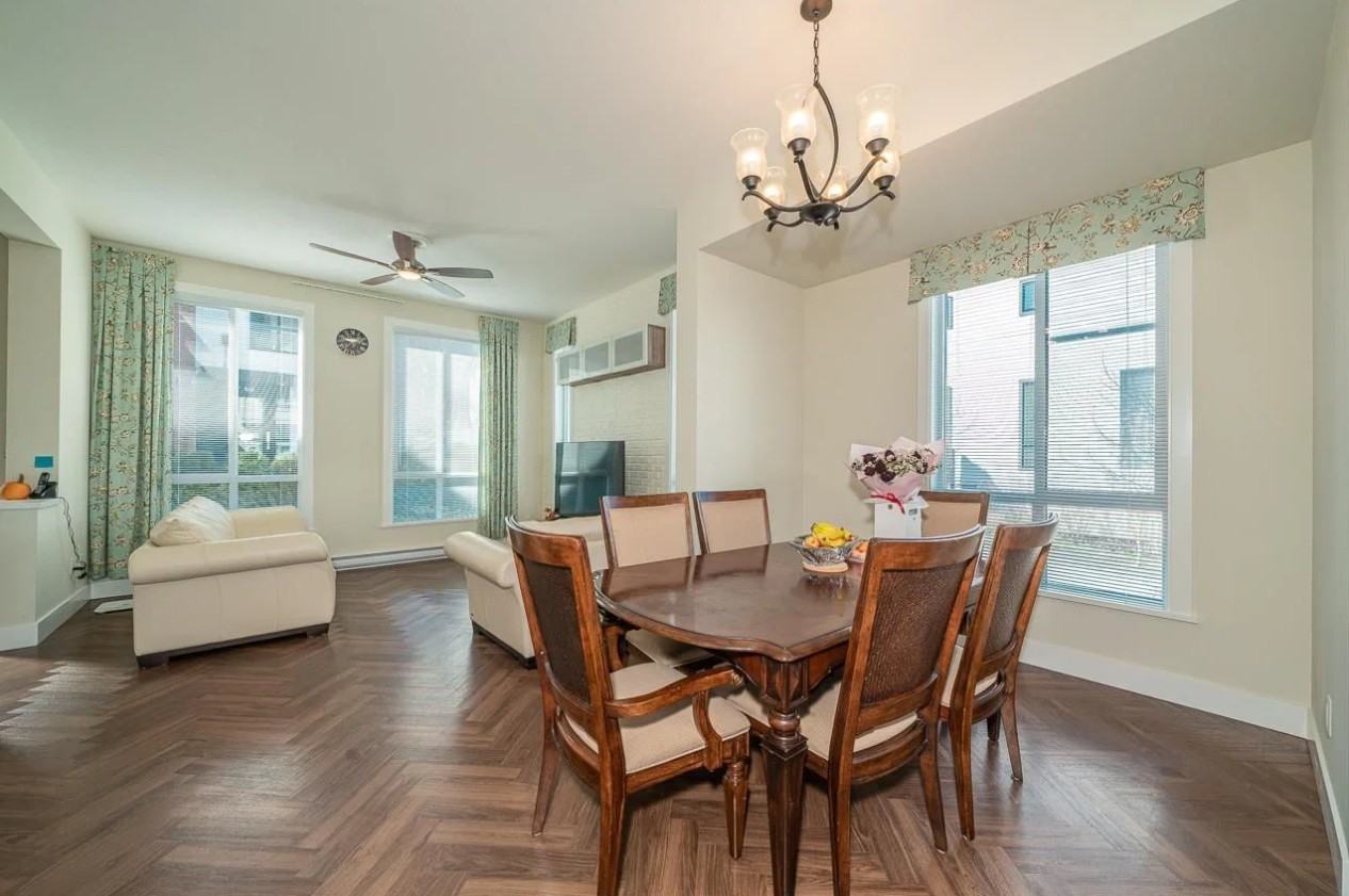 15898 27 Avenue #49 - Photo 7 of 26