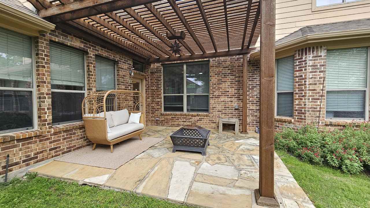 1201 Bradford Trace Dr #NA - Photo 5 of 36