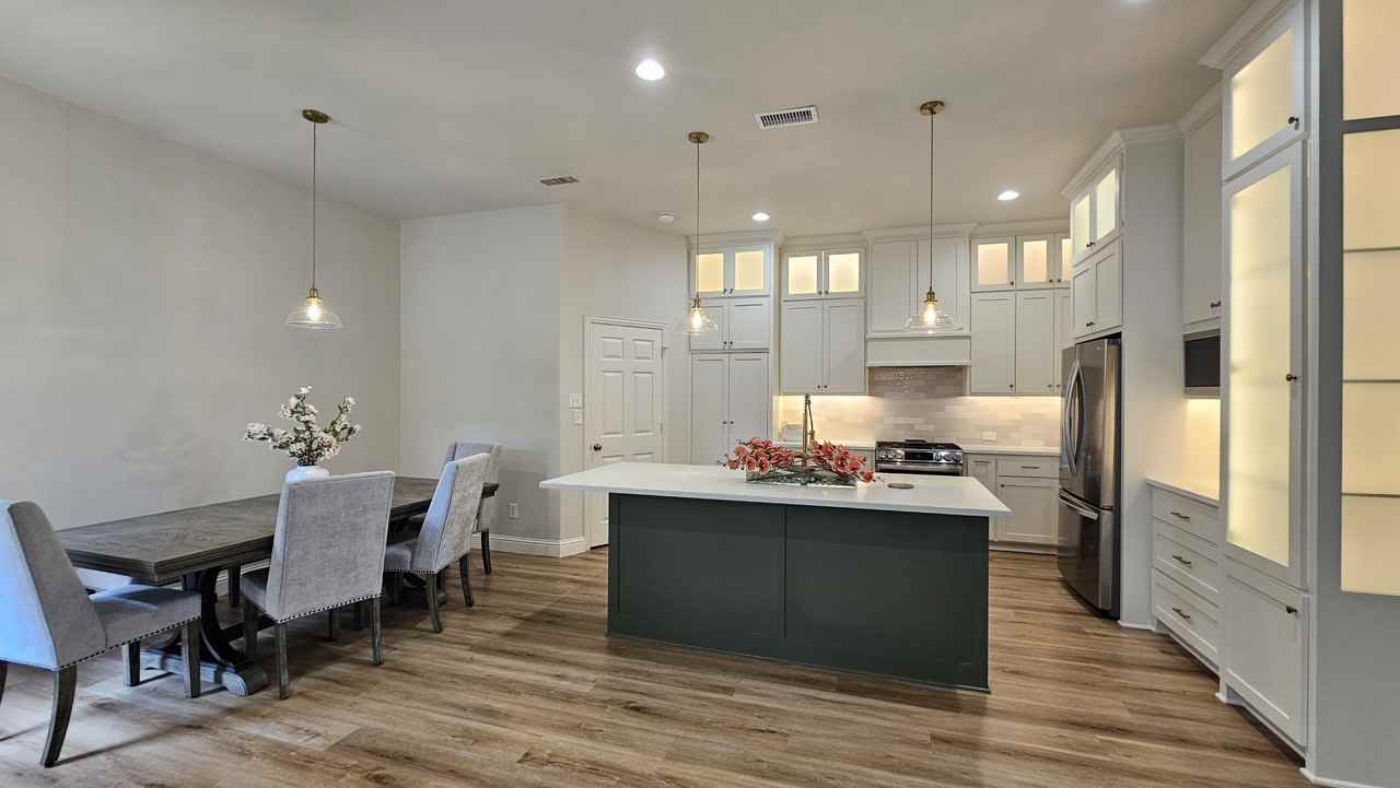 1201 Bradford Trace Dr #NA - Photo 7 of 36