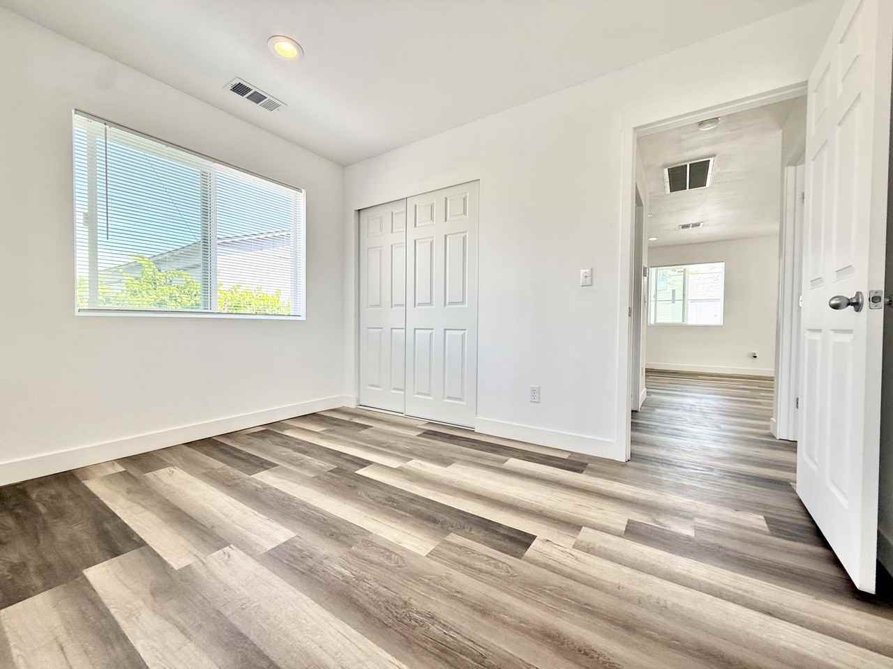 529 N Lincoln Ave #NA - Photo 6 of 9