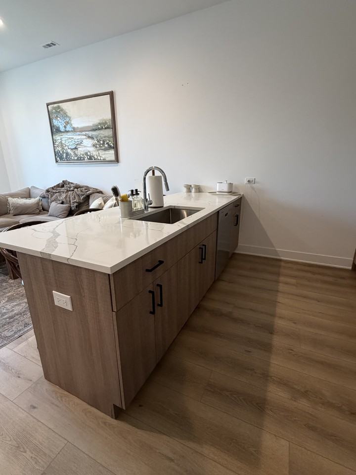 1621 W 13th St #200 - Photo 2 of 14