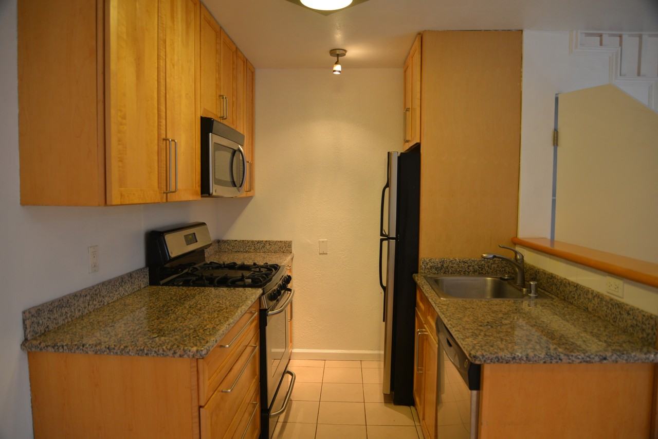 2601 Post St #2 - Photo 7 of 10