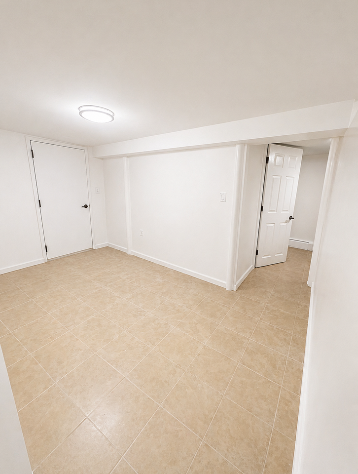 2408 Beverley Rd - Photo 3 of 8