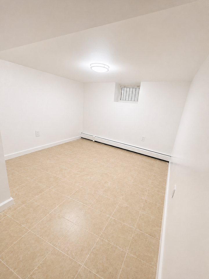 2408 Beverley Rd - Photo 7 of 8