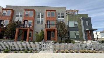 featured image of 5020 W Daybreak Pkwy #5020