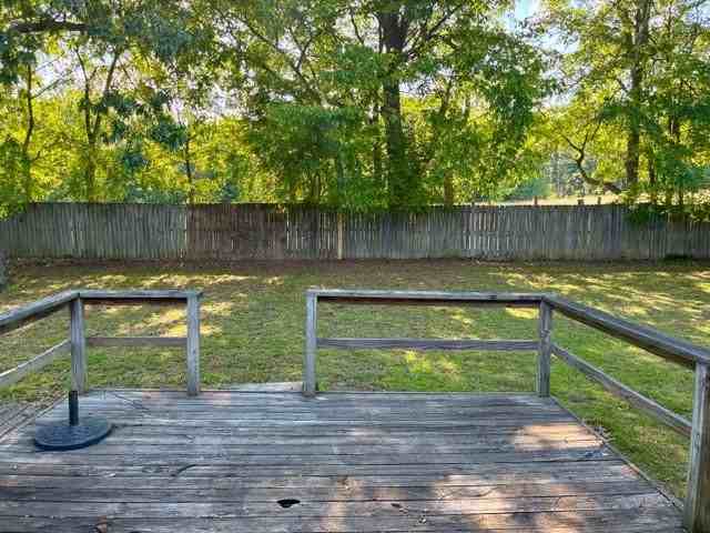 1304 Stafford St - Photo 2 of 11