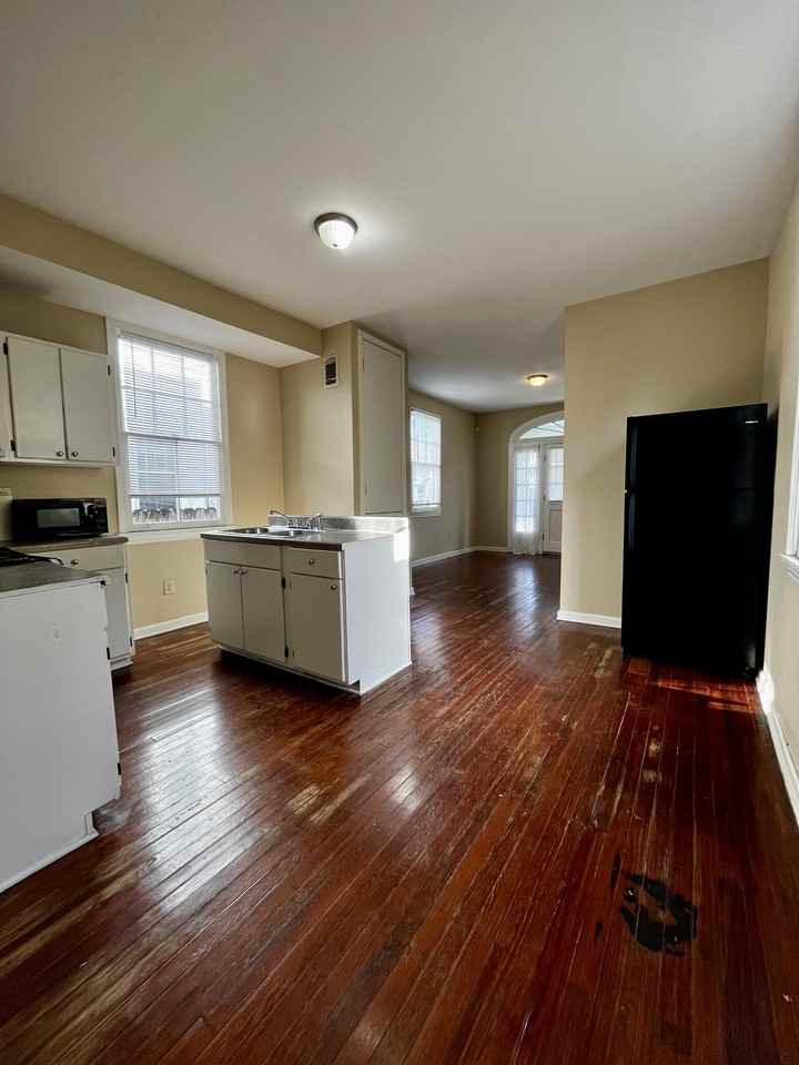 2671 Gladiolus St #2669 - Photo 7 of 14