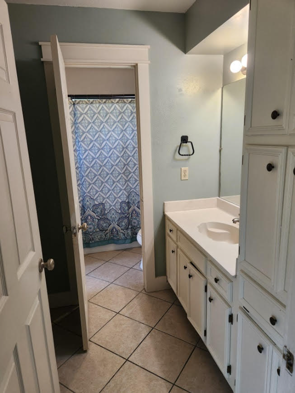 305 Forest Dr - Photo 3 of 14