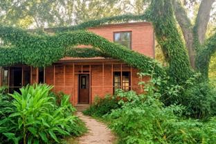 207 Adrienne St - Photo 1 of 1