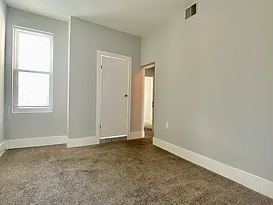 3244 N 15th St #10 - Photo 5 of 11