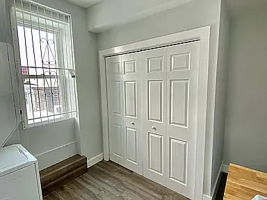 3244 N 15th St #10 - Photo 7 of 11