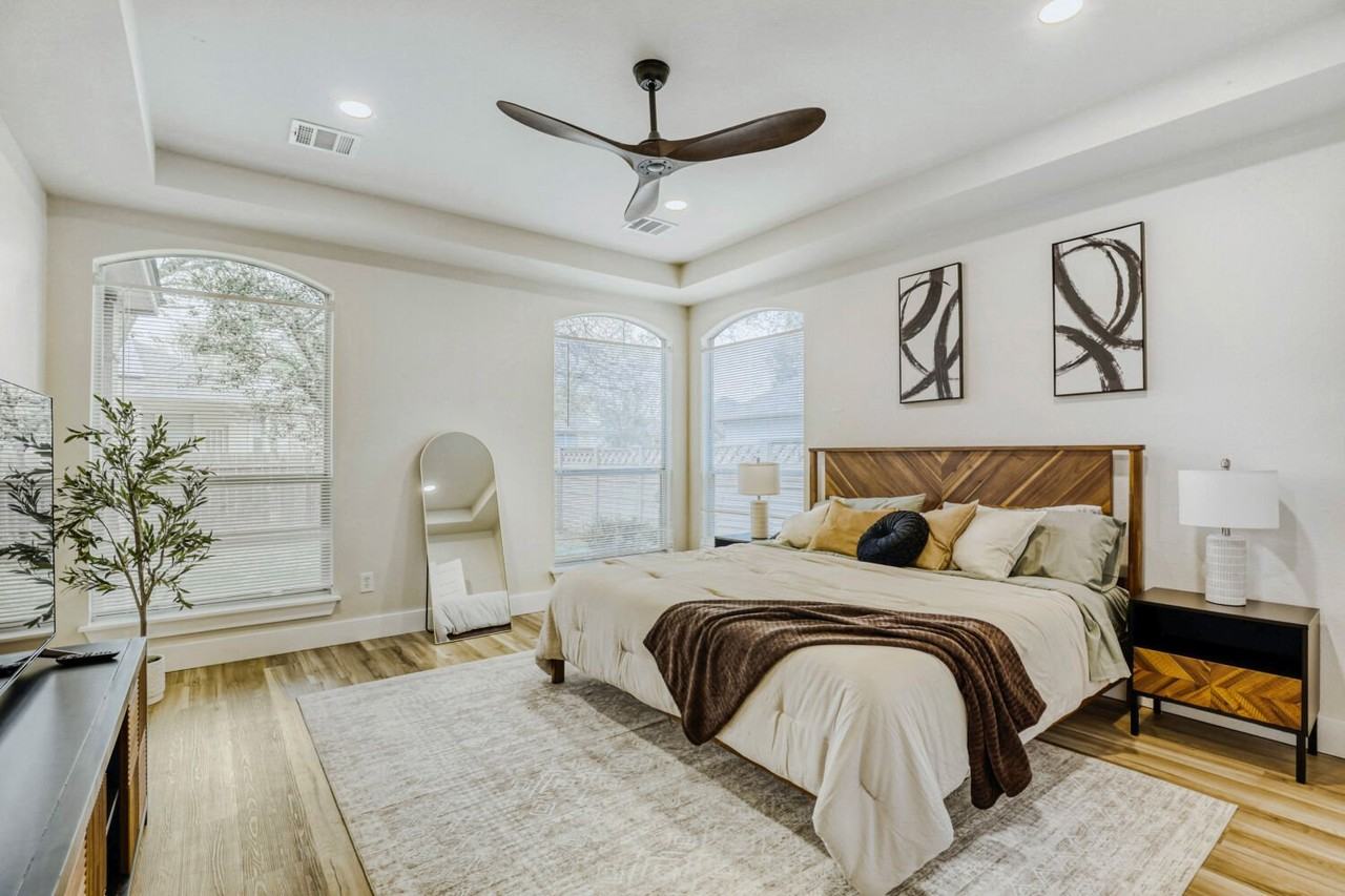 4216 Flat Stone Ct - Photo 3 of 16