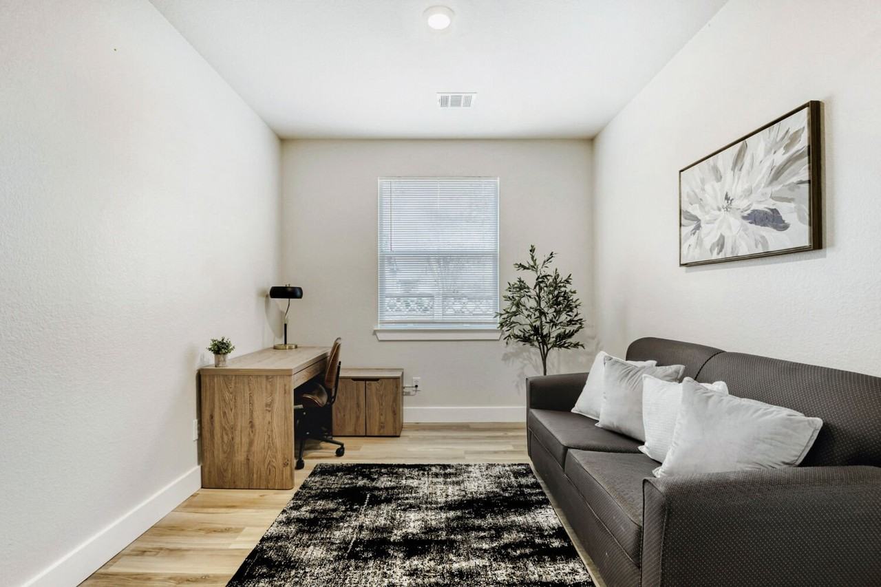 4216 Flat Stone Ct - Photo 4 of 16