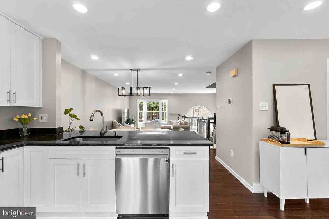 4705 Rams Horn Row - Photo 5 of 20