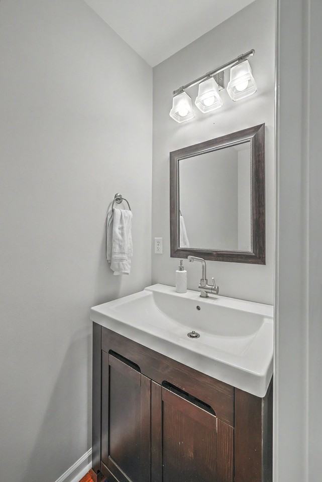 549 Tayrn Dr - Photo 6 of 24
