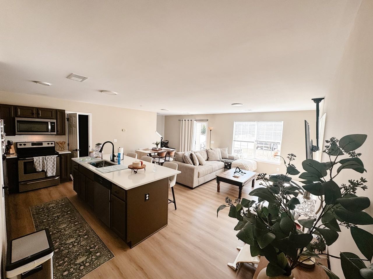 215 Dillard Mill Dr - Photo 3 of 3