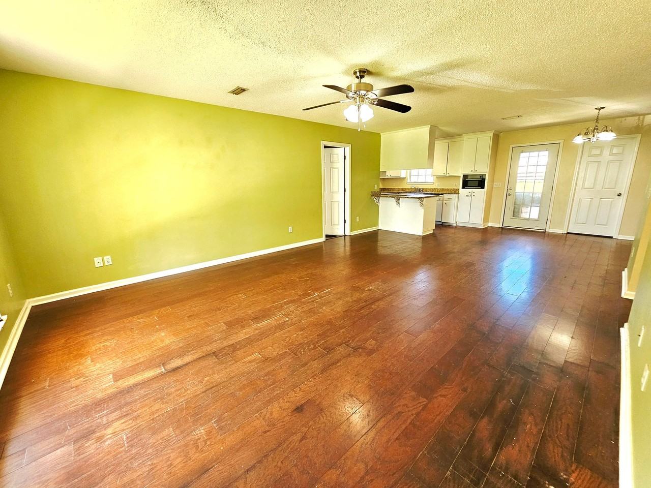 206 Paulk Rd - Photo 3 of 16