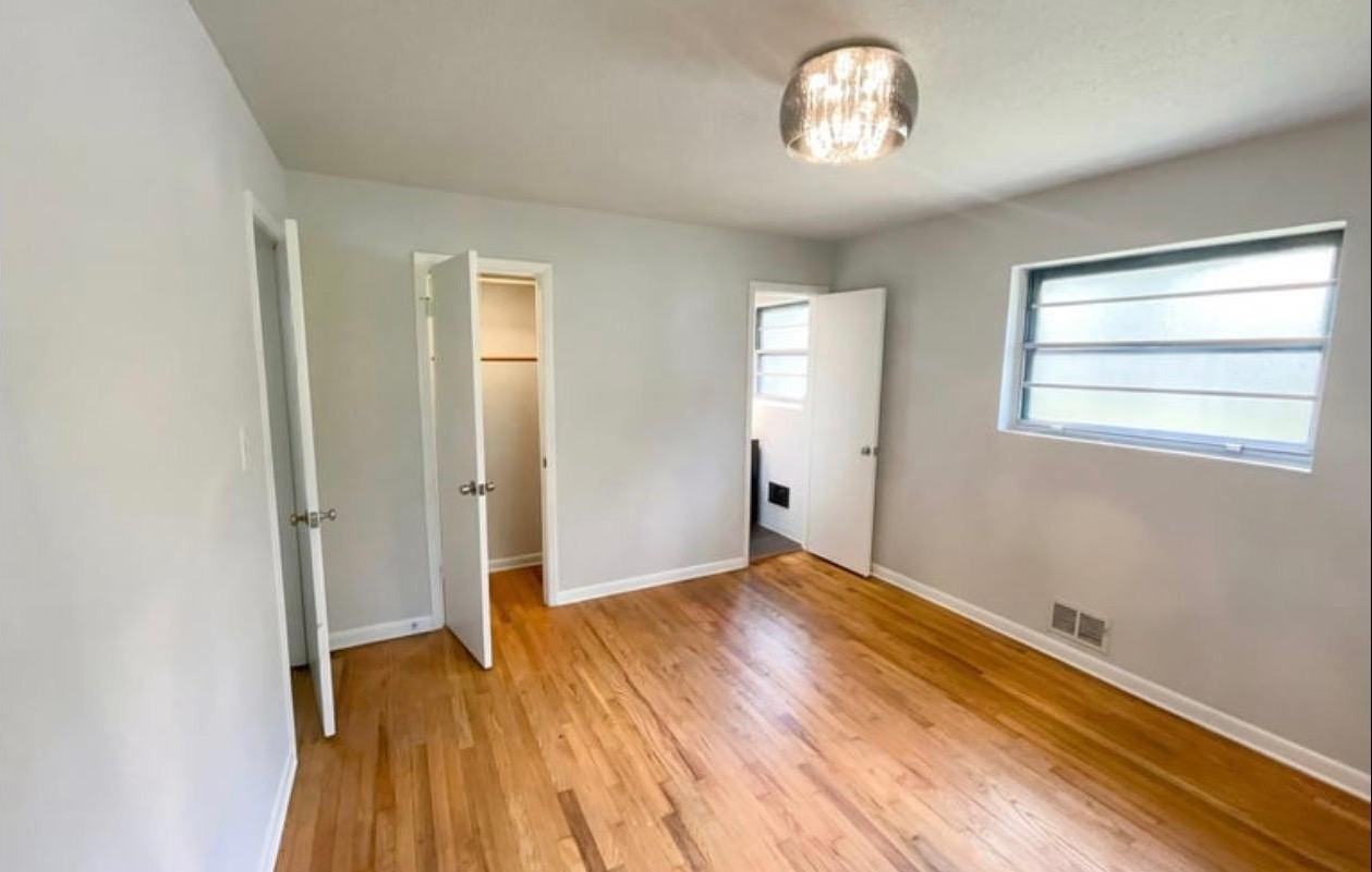 2890 Jerome Rd - Photo 3 of 5