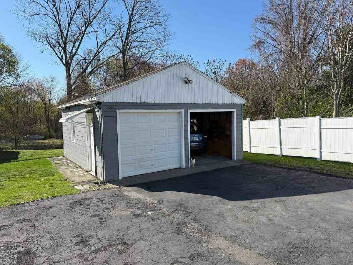 41 Wilkins Ave - Photo 5 of 5