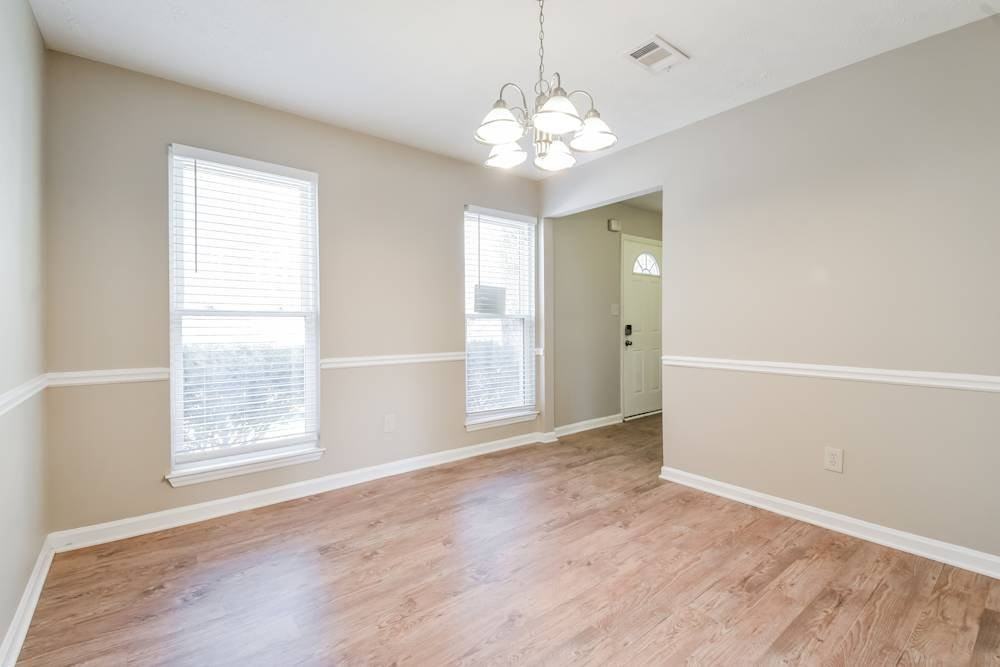 645 Barrington Way #120 - Photo 2 of 14