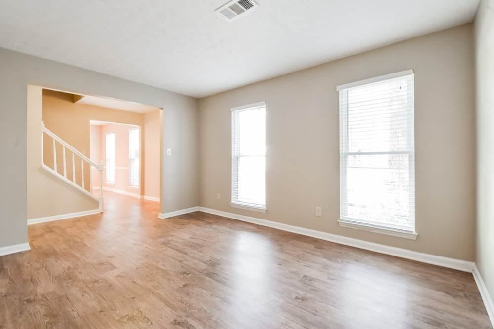 645 Barrington Way #120 - Photo 3 of 14