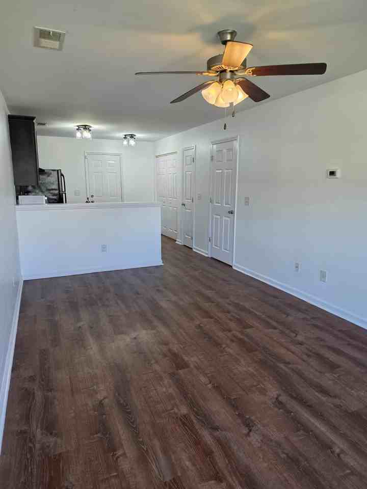 1262 Macedonia Dr - Photo 2 of 14