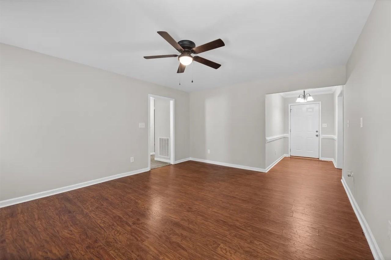 1213 Butterwood Cir - Photo 6 of 8