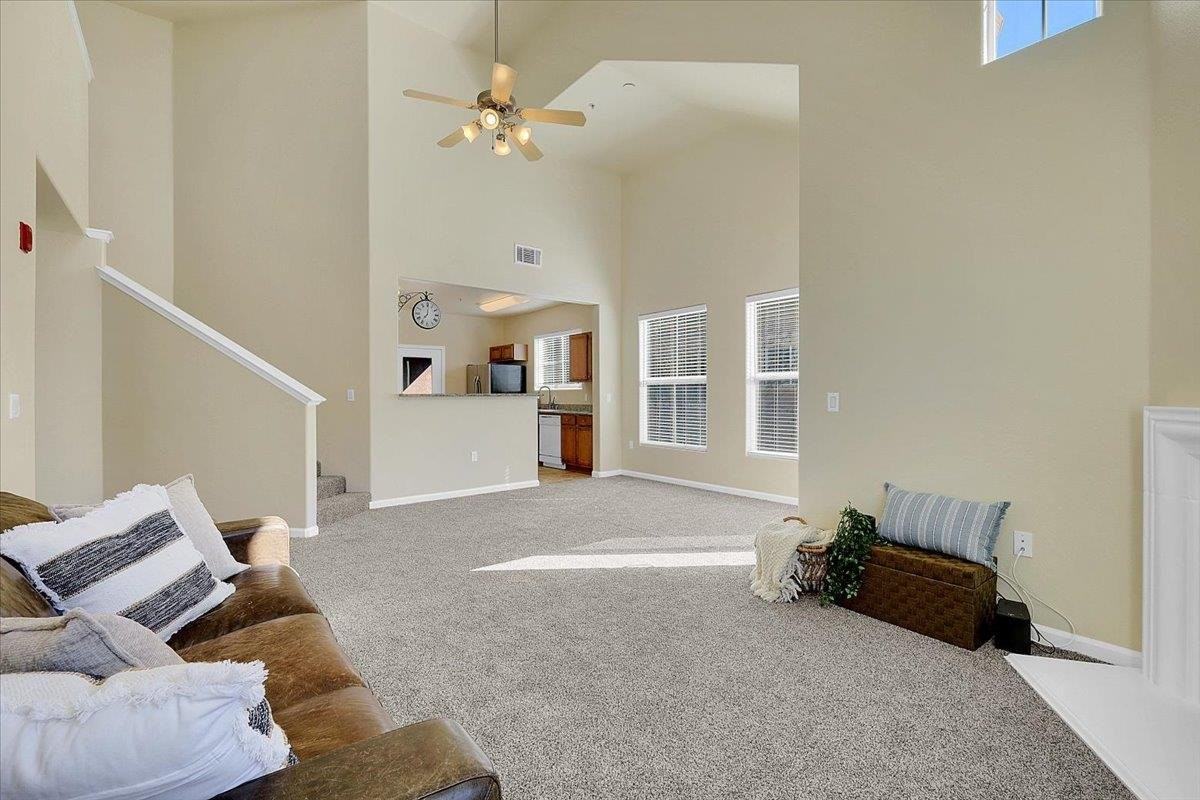5350 Dunlay Dr #817 - Photo 5 of 23