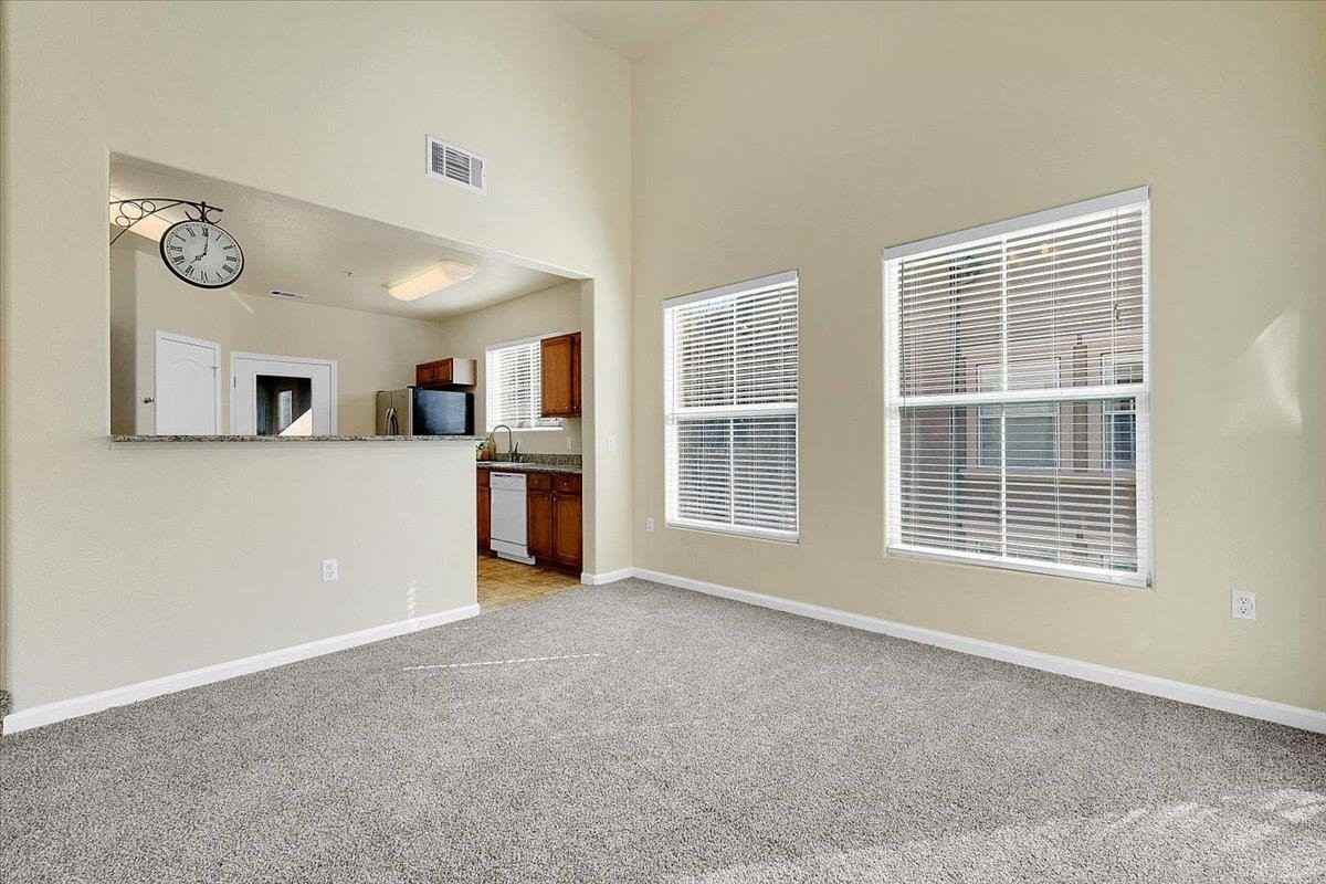 5350 Dunlay Dr #817 - Photo 7 of 23