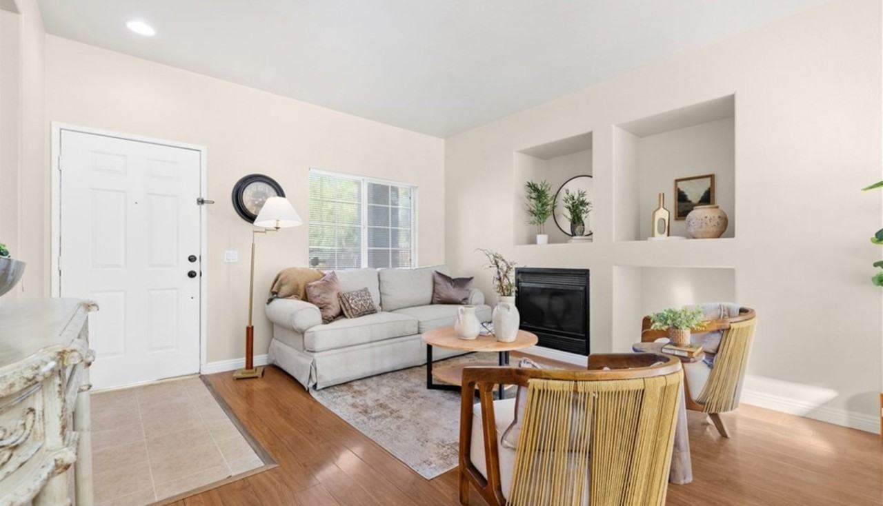 7050 Dinwiddie St - Photo 2 of 18