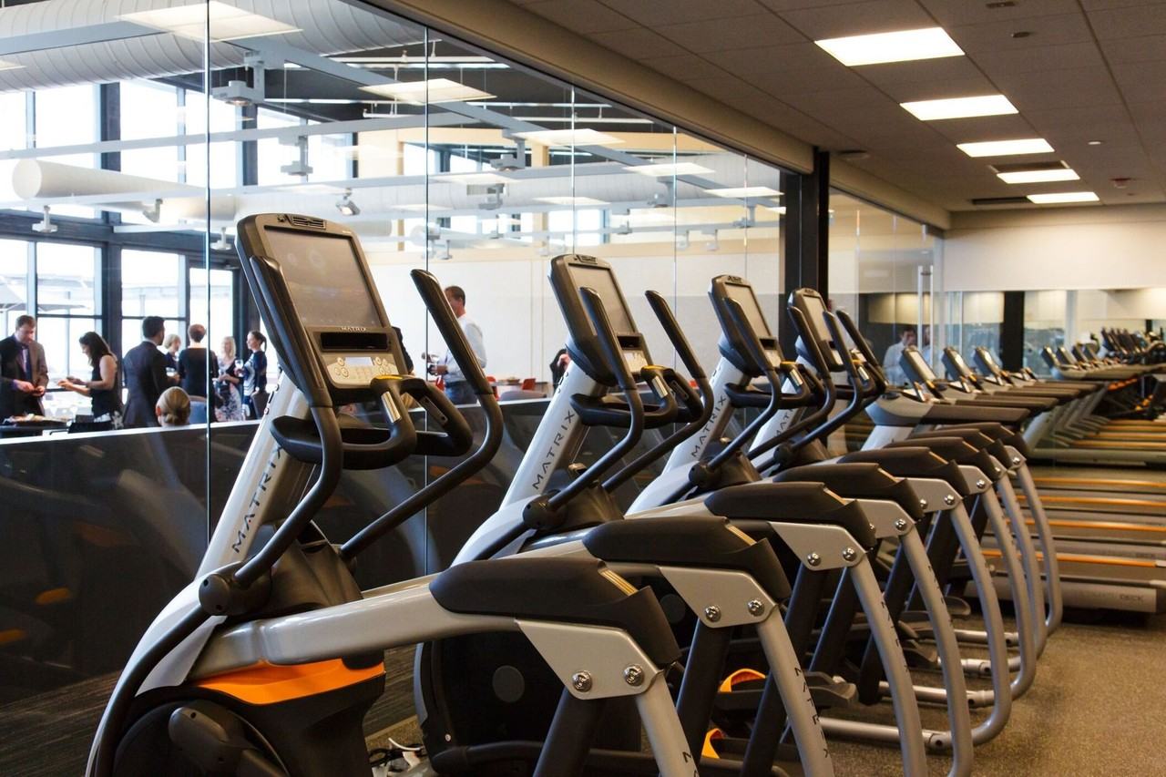 846 W Blackhawk St - Photo 6 of 10