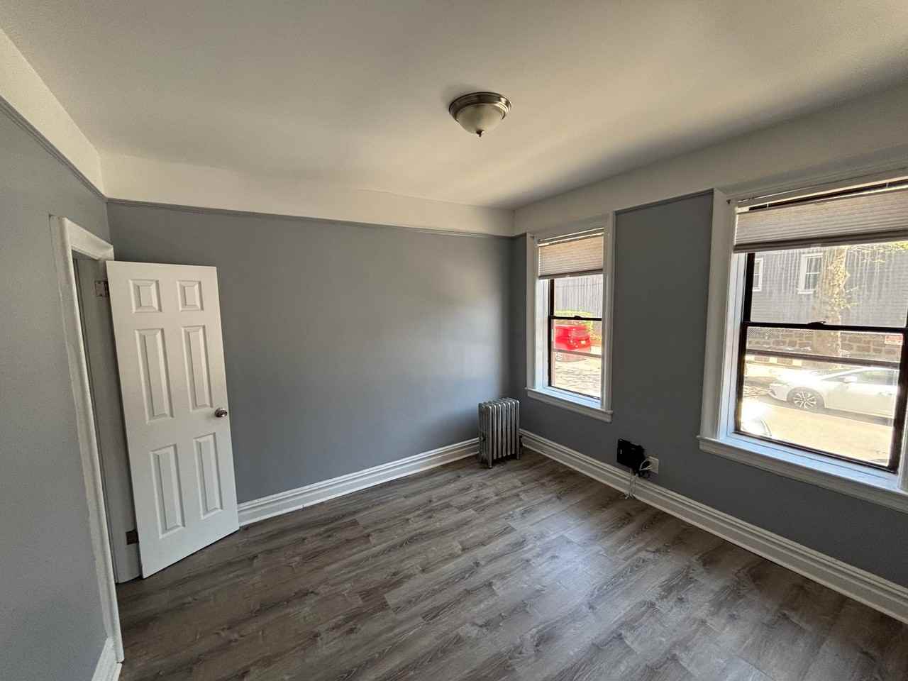 141 Duncan Ave - Photo 3 of 5