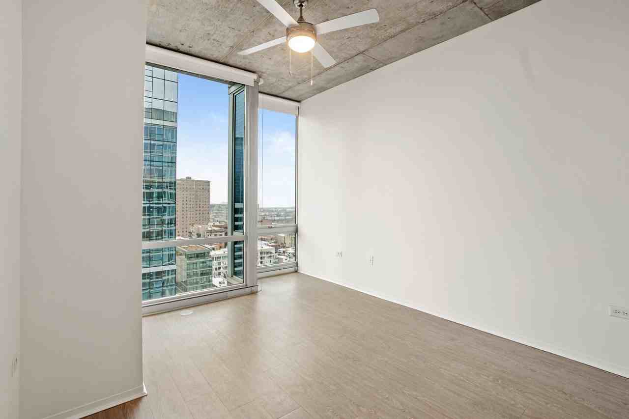 1407 S State St - Photo 6 of 12