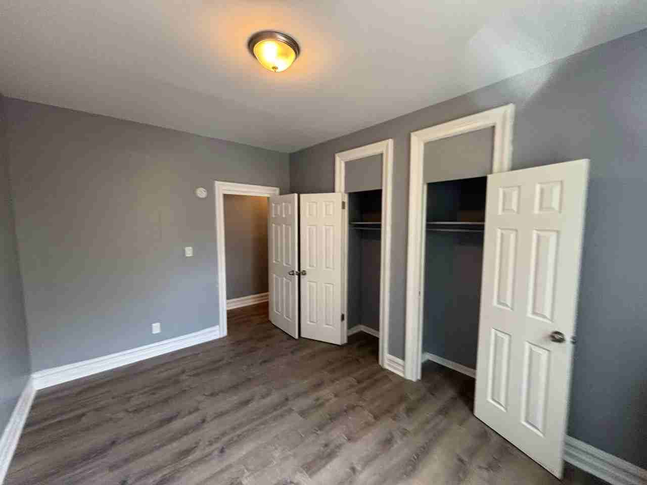 645 Bergen Ave - Photo 5 of 8