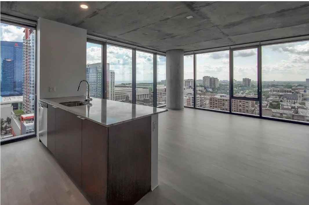 2107 S Wabash Ave - Photo 3 of 16