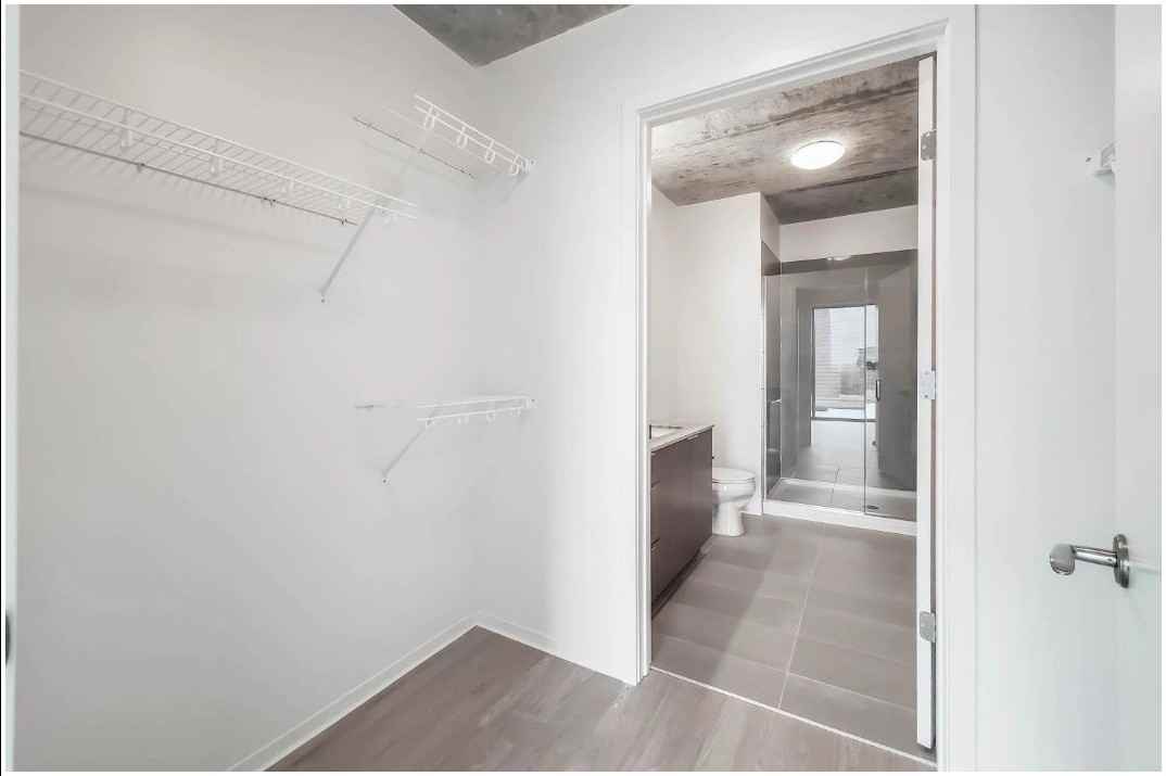 2107 S Wabash Ave - Photo 5 of 16