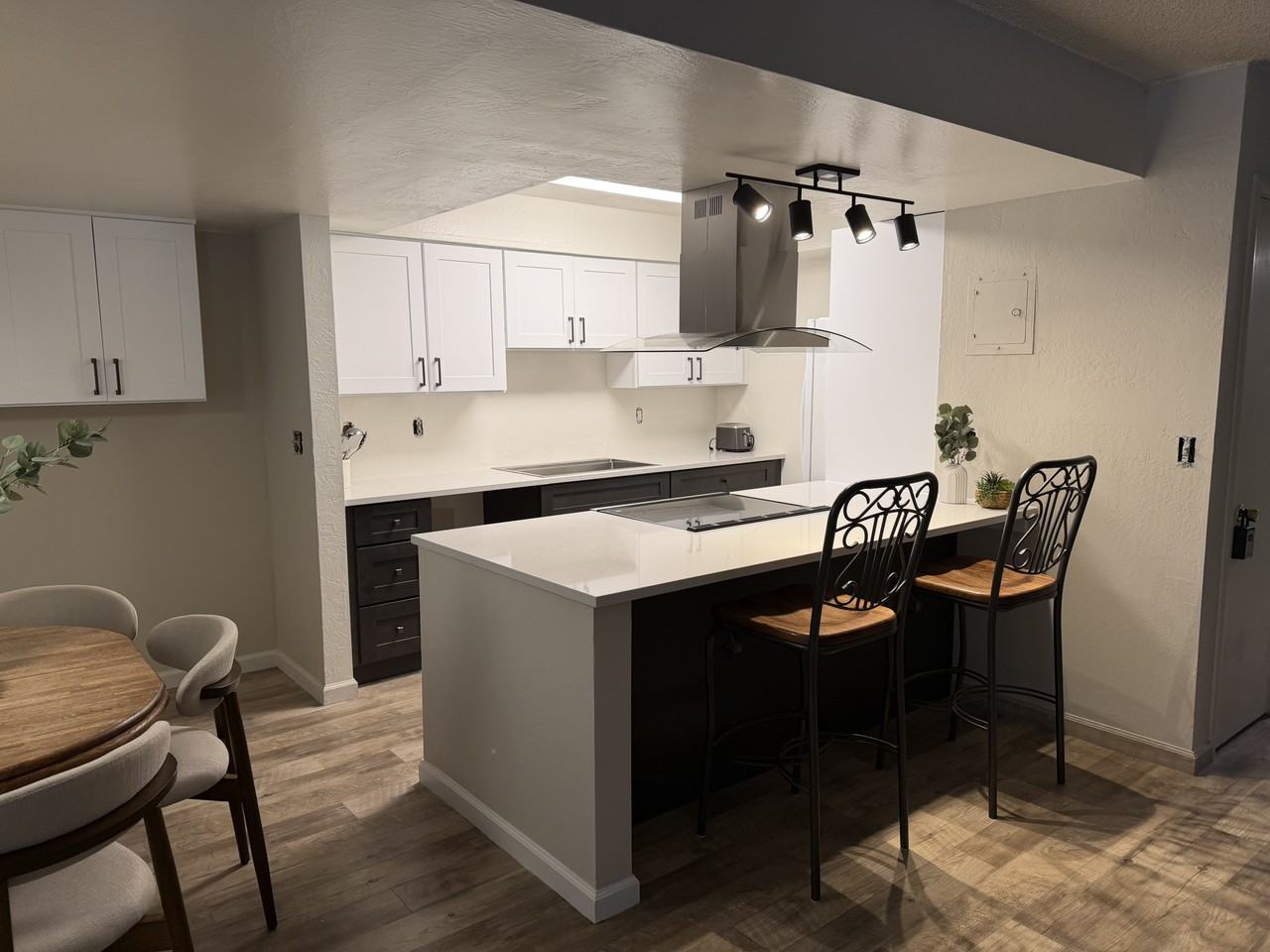 1150 Herbert Ave #D - Photo 4 of 13