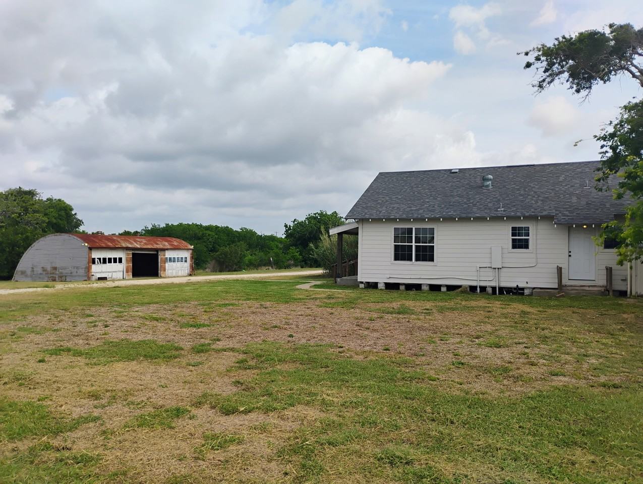 107 Hultgren Ln #NA - Photo 3 of 26