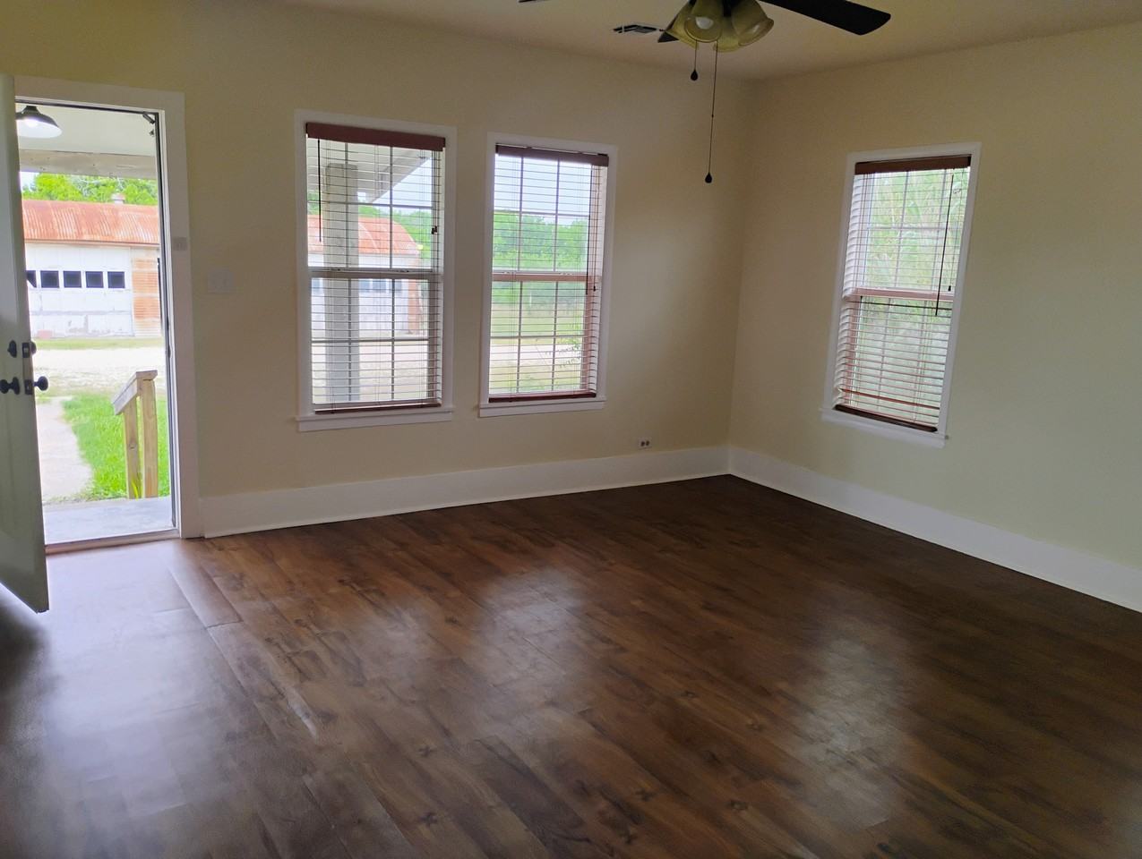 107 Hultgren Ln #NA - Photo 6 of 26