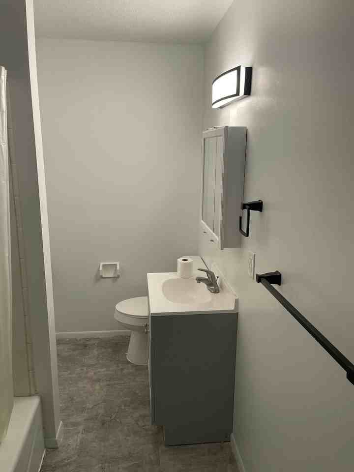 11 South Park Row, Unit 6 - Photo 2 of 16