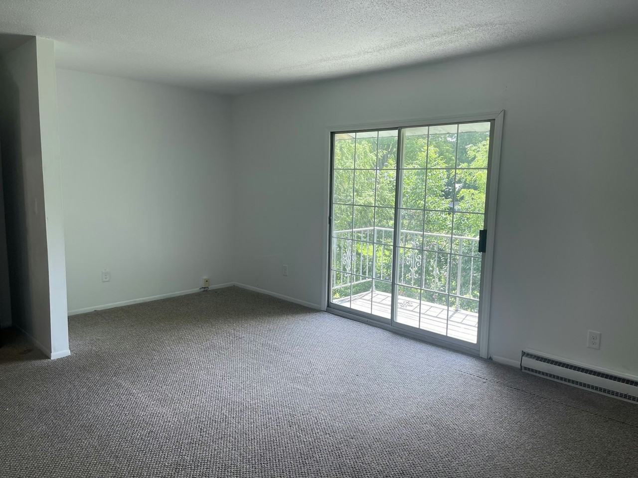 11 South Park Row, Unit 6 - Photo 3 of 16