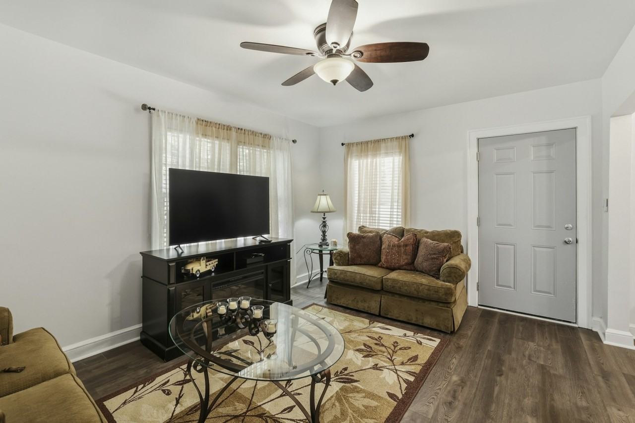 538 East Park Avenue, Unit 103 - Photo 3 of 20