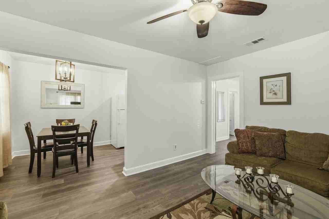 538 East Park Avenue, Unit 103 - Photo 7 of 20