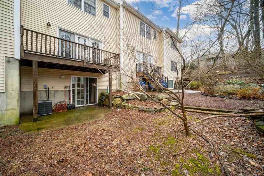 4 Villa Parkway, Unit 4B - Photo 7 of 17