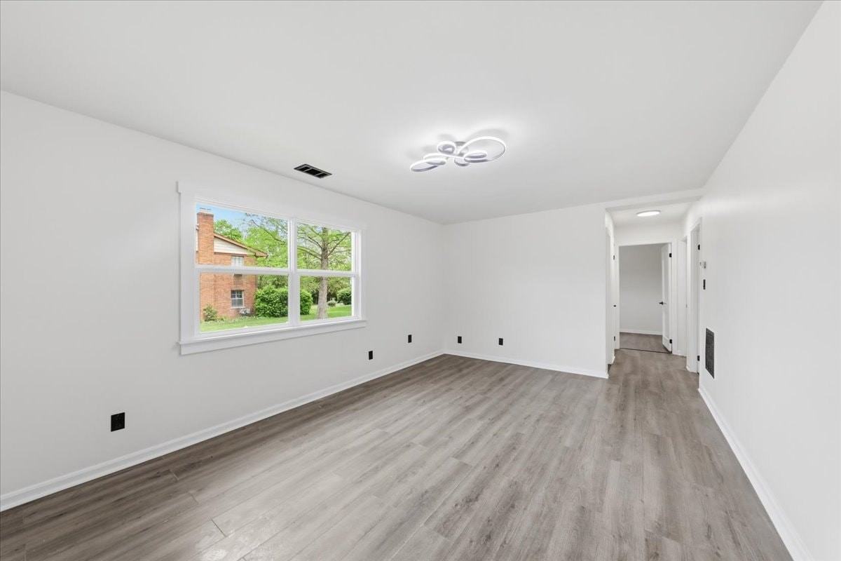 6128 Red Bank Road - Photo 3 of 30